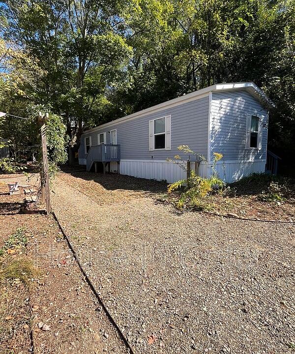 1st image of 1037 Riverside Dr