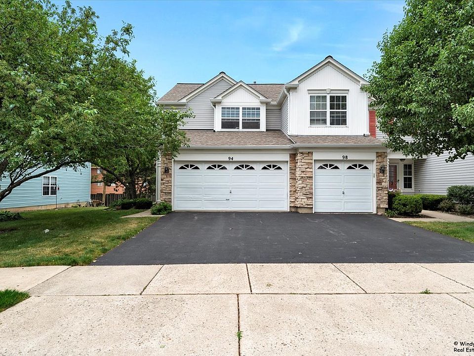 1st image of 94 Oakton Dr