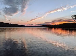 18 Brightwaters Dr, New Durham, NH 03855