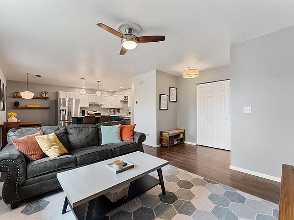2nd image of 1024 Tierra Ln #C