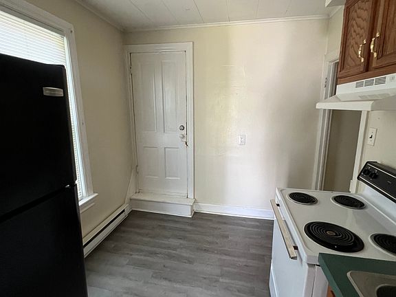 5th image of 803-805 Woodland Way Way #805B
