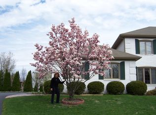 7734 Gillcrest Rd, Sylvania, OH 43560