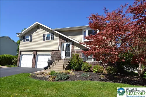 3071 Athena Dr Photo 1