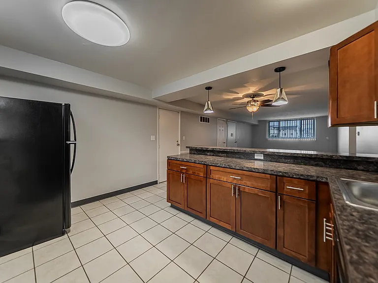 River Run Apartments — Photo 23