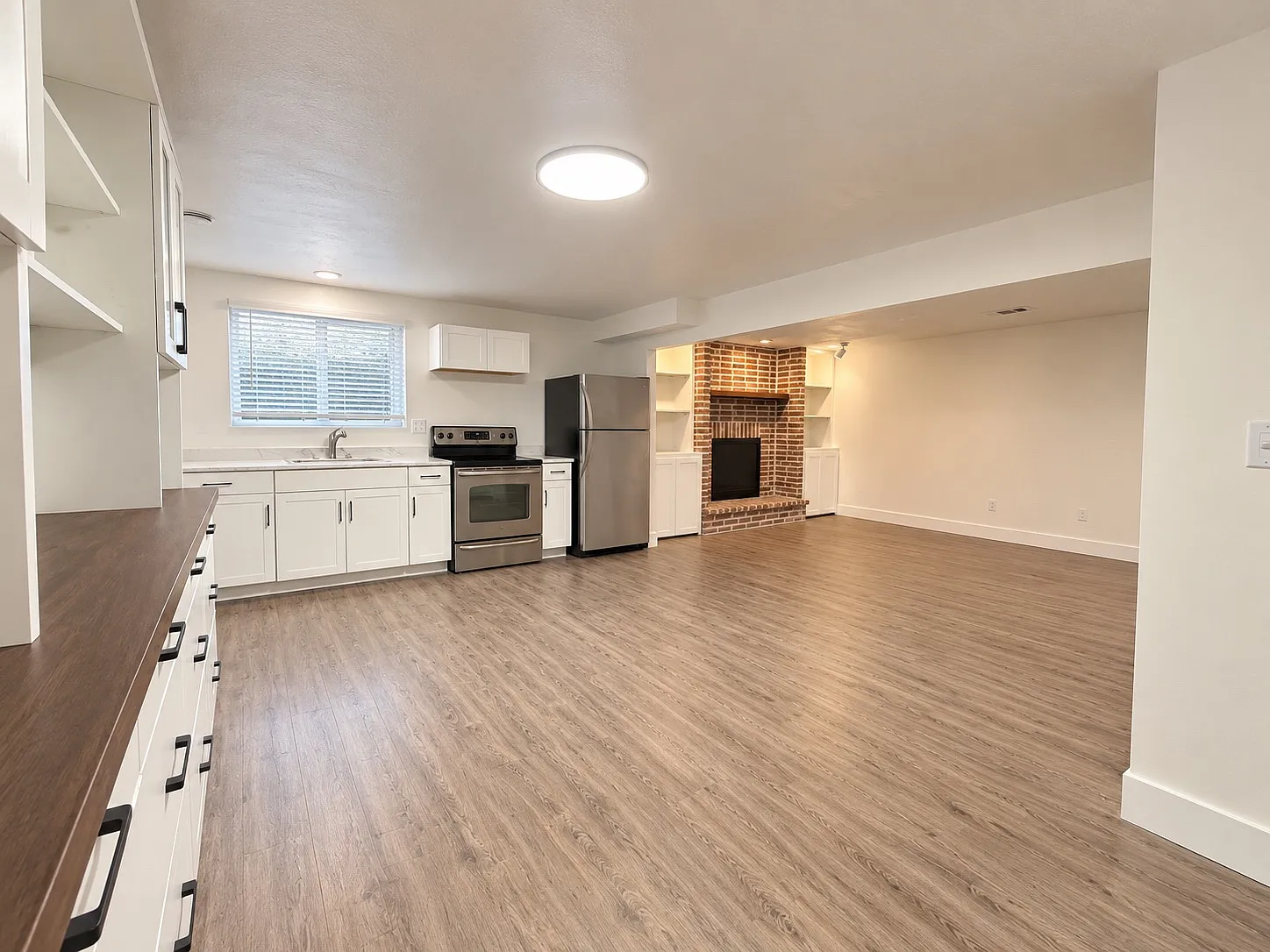 3 bed, 1500 sqft, $1,600 — Photo 3