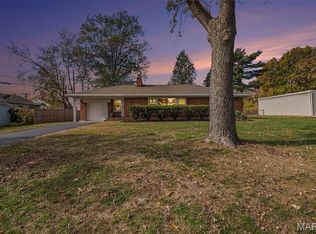 1709 Korando Ave, Saint Louis, MO 63114
