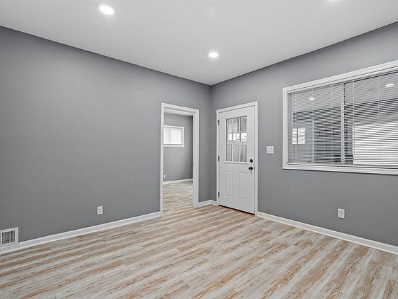 5th image of 319 156th Pl