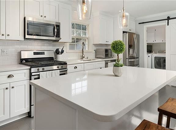 5th image of 2395 Old Cedarwood Dr NW