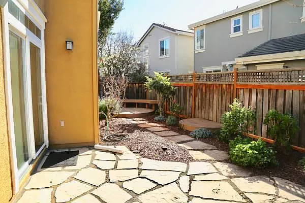 530 Sandlewood St — Photo 20