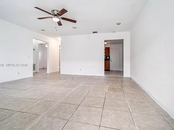4th image of 4030 SW 19th St