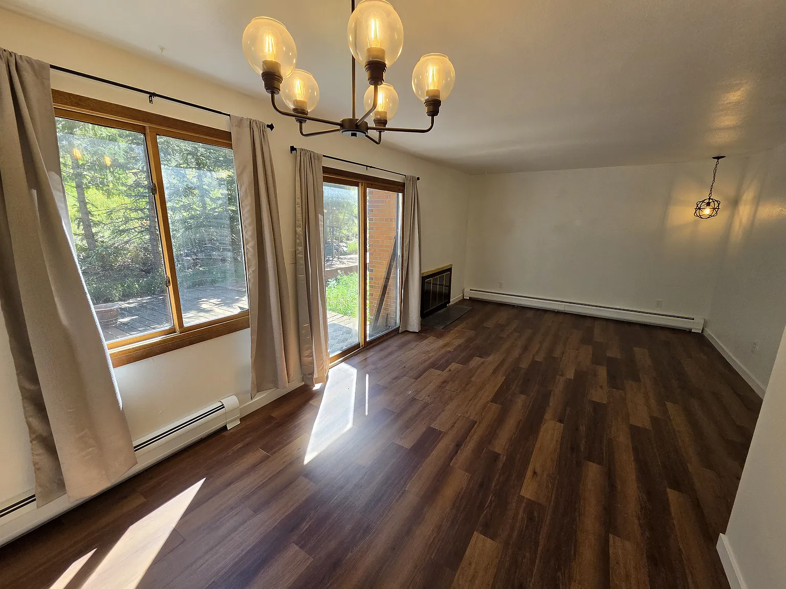 2 bed, 1.5 bath, 966 sqft, $2,000 — Photo 4