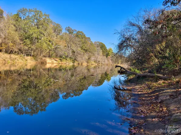 5371 Us Highway 221a S, Mooresboro, NC 28114