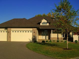 6446 Stella Cir, Lino Lakes, MN 55038