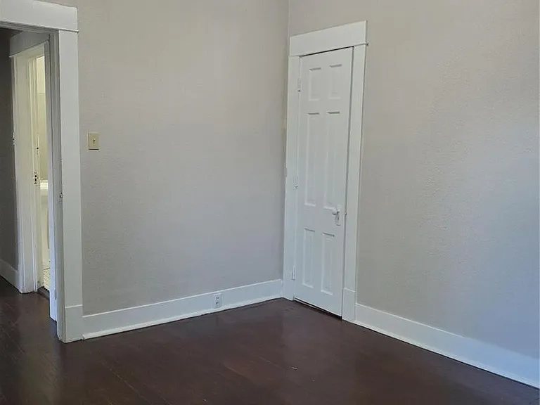 1325 Hurley Ave — Photo 15