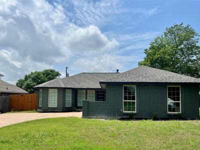 302 Mesa Wood Dr, Glenn Heights, TX, 75154