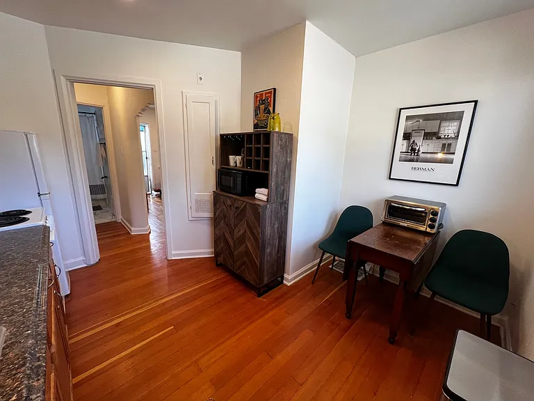 1131 E Ramona Ave — Photo 27