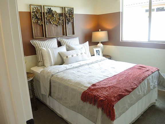 Interior Carefree Bedroom2