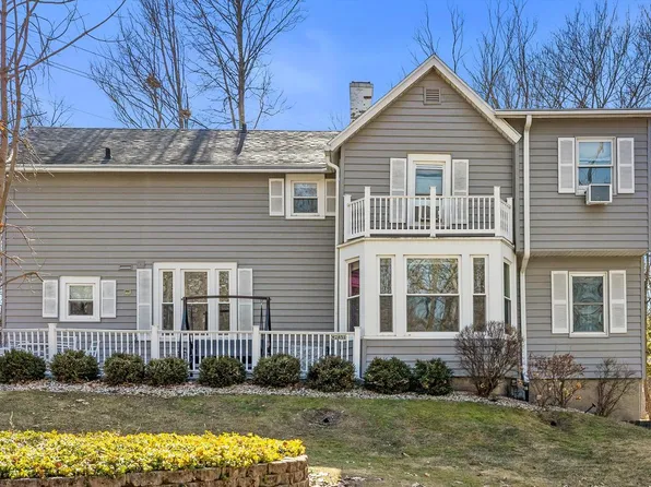 W2851 Swinghurst LANE, Lake Geneva, WI 53147