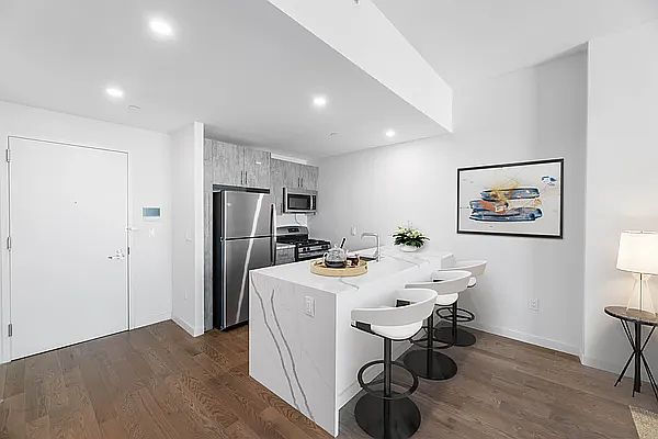 1st image of 91-09 Roosevelt Ave #406