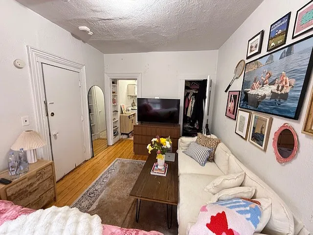 19 S Russell St #5 — Photo 3