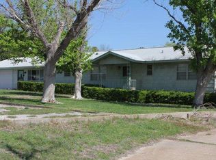 513 E Lane Dr, Kerrville, TX 78028