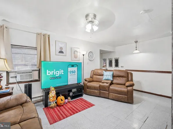 2241 N 8th St, Philadelphia, PA 19133