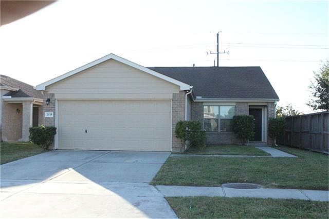 1st image of 21139 Wickton Ln
