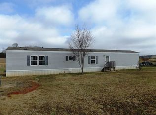 4580 Peachtree Rd, Chesnee, SC 29323