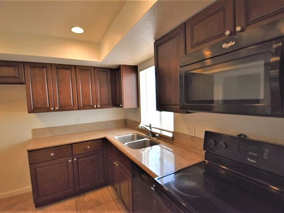 5th image of 8936 Willis Ave Unit 14