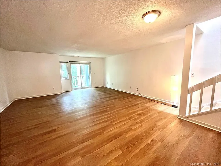 1410 Whitney Ave #B2 — Photo 7
