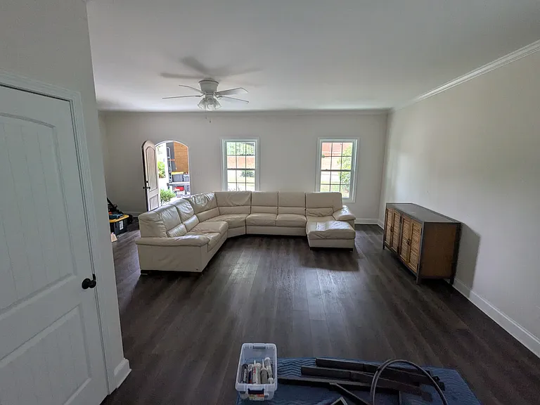 214 Evans St — Photo 6