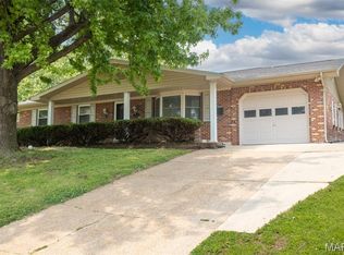 1121 Alexander Dr, Festus, MO