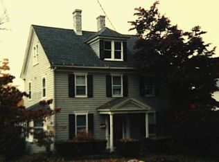 109 E Ridge St, Ridgefield, CT 06877