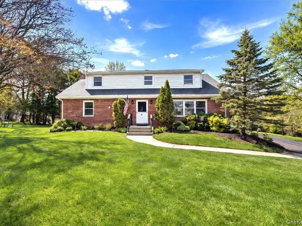 16 Primrose Street, Katonah, NY 10536