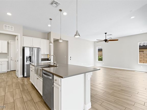 4th image of 11849 Saverio Ave