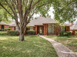 1241 Shawnee Trl, Carrollton, TX 75007