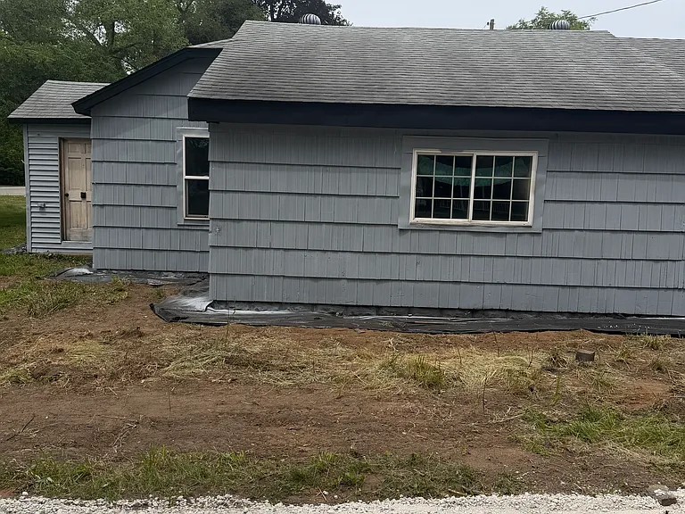 56610 Ash Rd — Photo 2