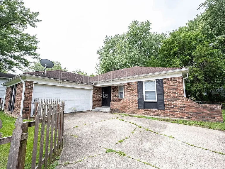 3026 Osceola Ln — Photo 3