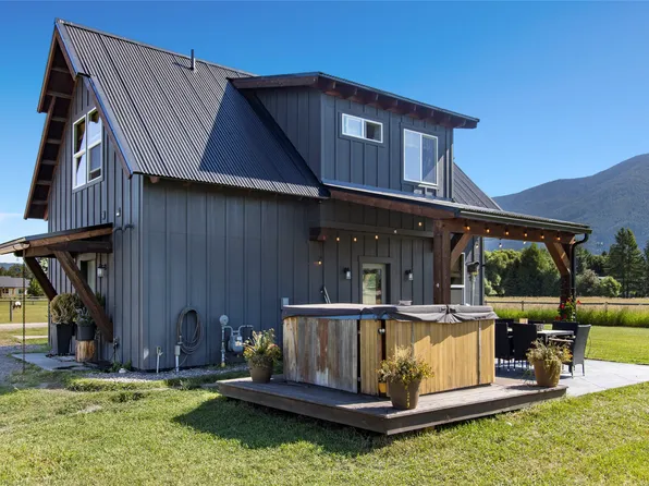 40 Stardust Trl, Columbia Falls, MT 59912