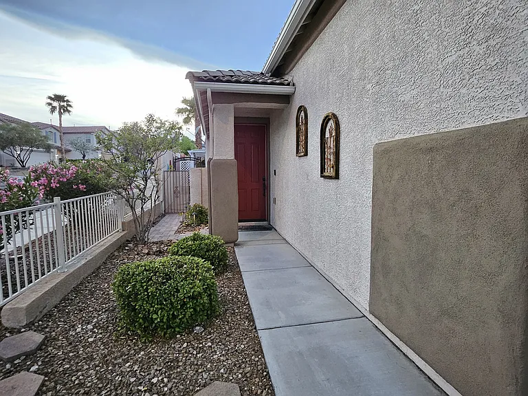 591 Vitano St — Photo 34