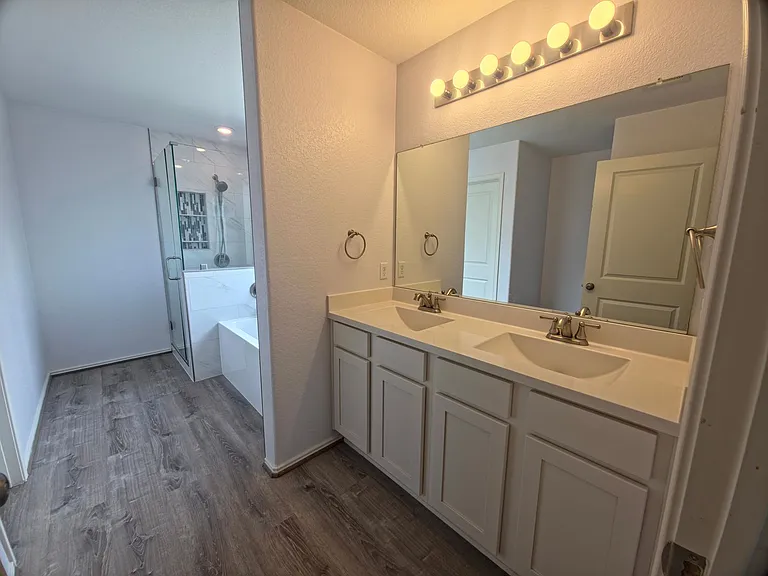 746 Carol Dr — Photo 14