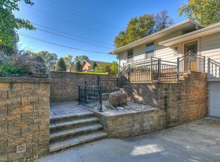 808 Simms Ave, Council Bluffs, IA 51503