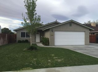 1216 W Benson Ave, Ridgecrest, CA 93555