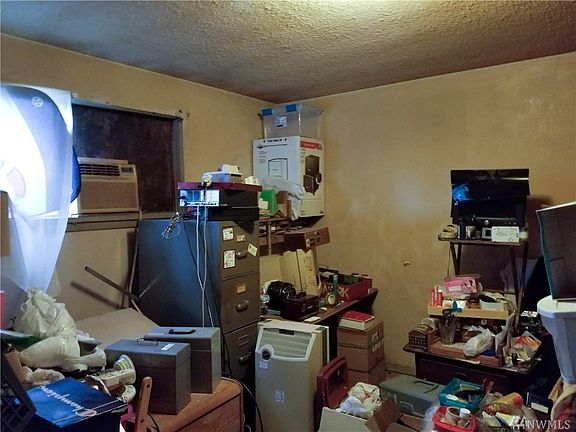 5th image of 8113 Sherwood Forest St SW