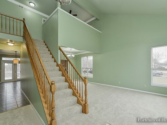 Elegant 2 story entry.