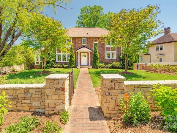 6 N Kensington Rd, Asheville, NC 28804