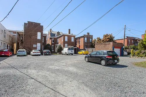 2604 Grove Ave Photo 1