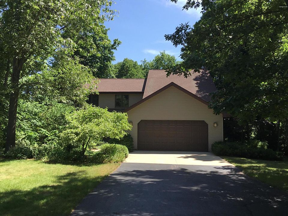 1st image of 3666 118th Ave