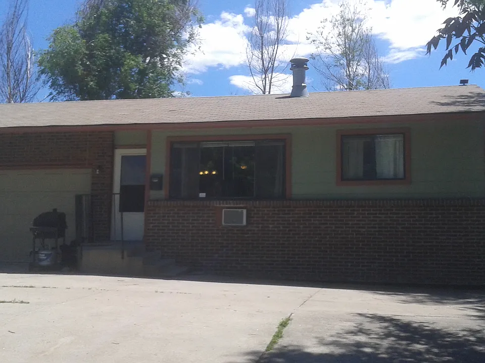 2013 Otis St