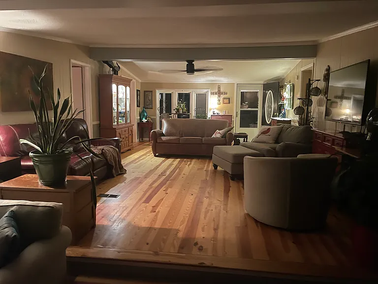 160 Breckenridge Ln — Photo 6
